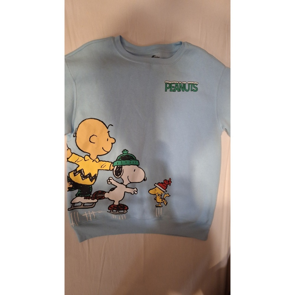 Peanuts Snoopy and Friends Ice Skating Sweatshirt Jr Girls SZ Large Light Blue - Picture 5 of 7